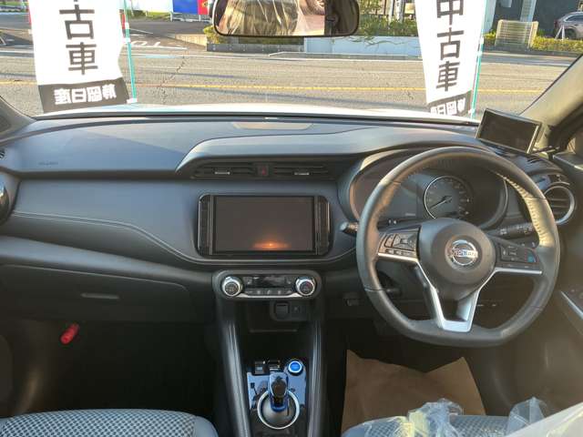 Nissan Kicks 4