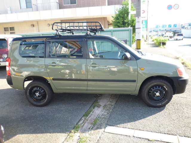 Toyota Succeed Van 4