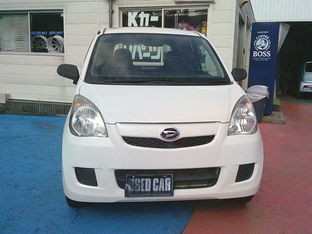 Daihatsu Mira 2