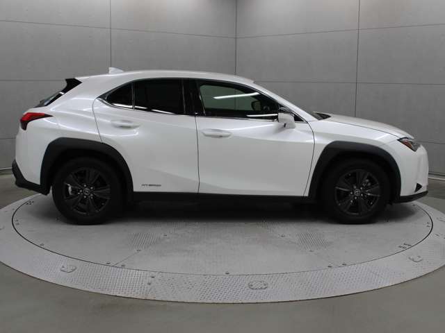 Lexus UX 4