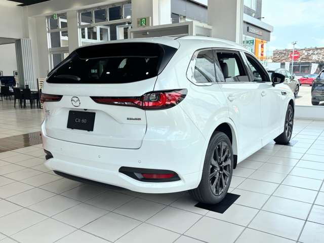 Mazda CX-80 4