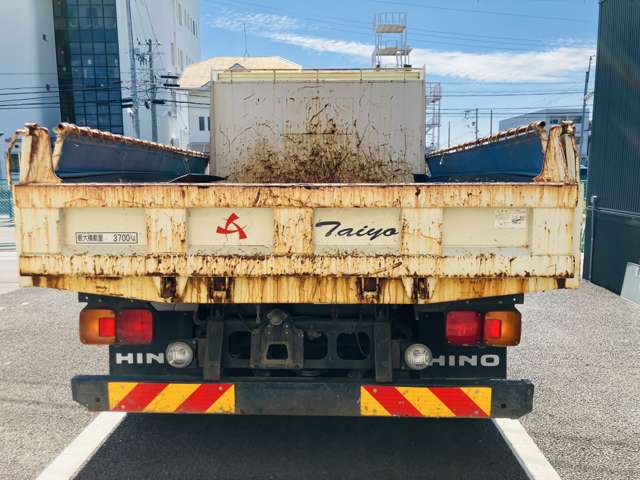 Hino Ranger 12
