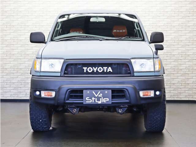 Toyota Hilux Surf 7