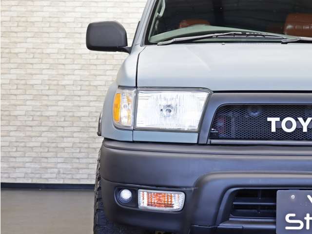 Toyota Hilux Surf 10