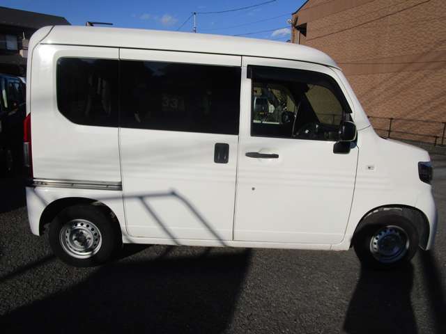 Honda N-VAN 8