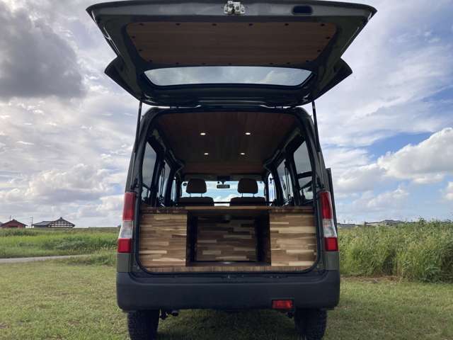 Toyota Light Ace Van 5