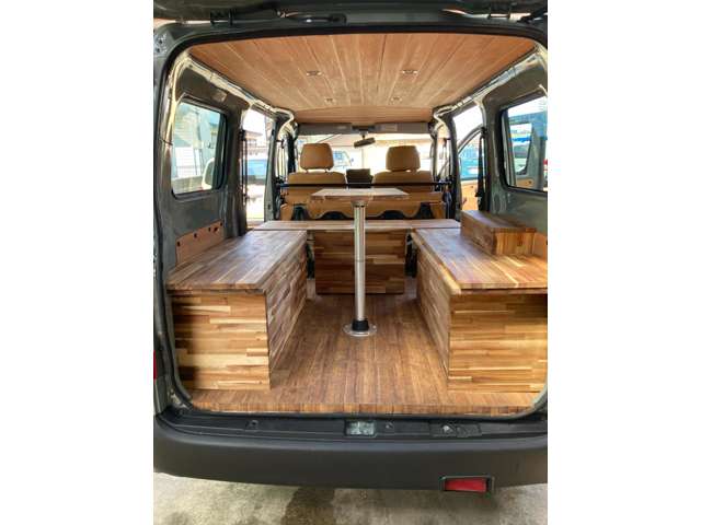 Toyota Light Ace Van 10
