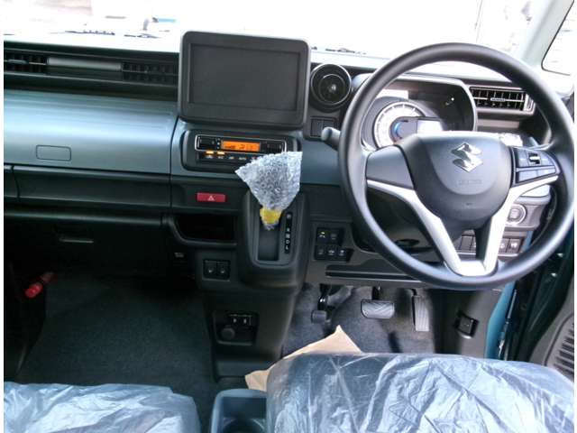 Suzuki Spacia Base 9
