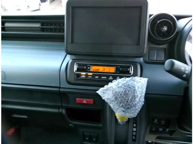 Suzuki Spacia Base 10