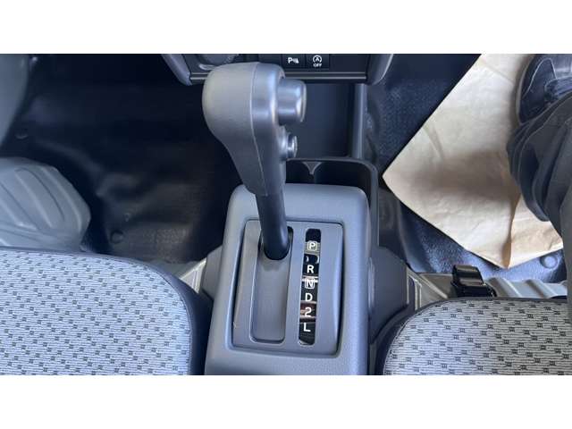 Suzuki Carry 2