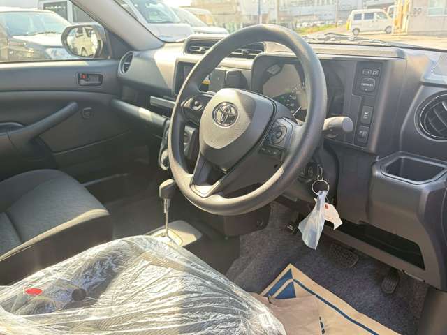Toyota Probox Van 11