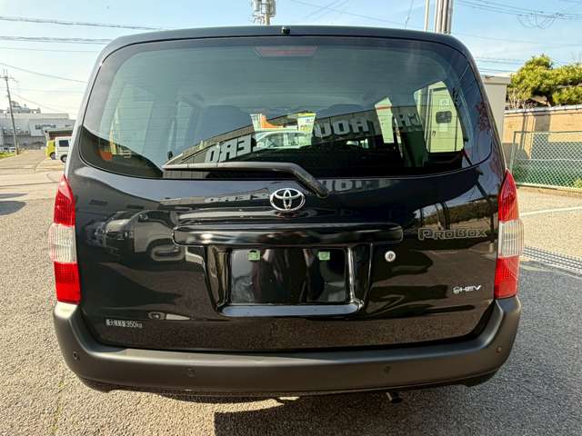 Toyota Probox Van 10