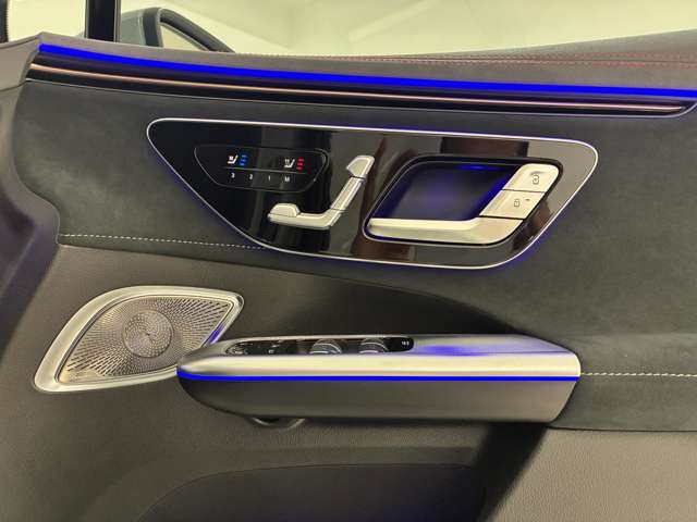 Mercedes-Benz EQE SUV 8