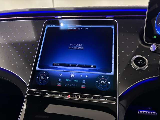 Mercedes-Benz EQE SUV 10