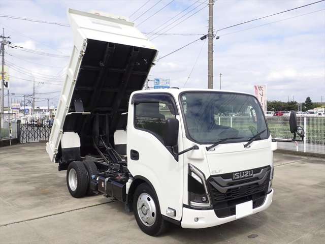 Isuzu Elf 9