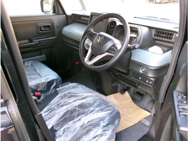 Suzuki Spacia Base 7