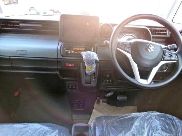 Suzuki Spacia Base 9
