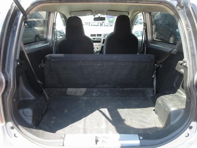 Daihatsu Mira 7