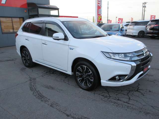 Mitsubishi Outlander PHEV 5