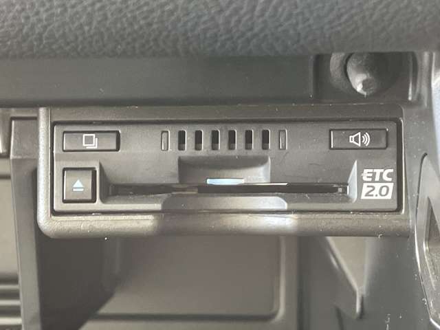 Lexus UX 11