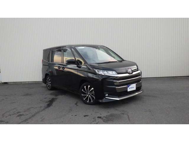 Toyota Noah 11