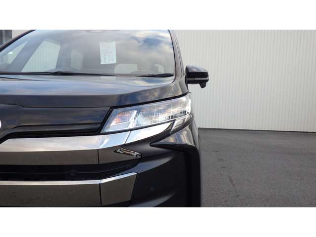 Toyota Noah 12