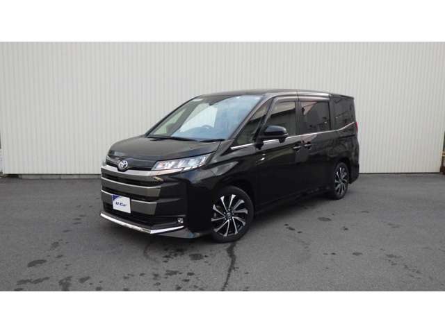 Toyota Noah 5