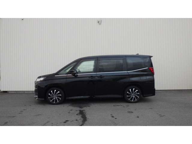 Toyota Noah 6