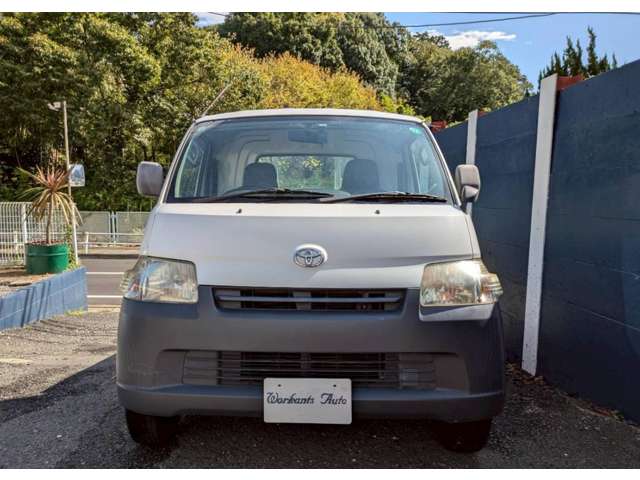 Toyota Light Ace Truck 5