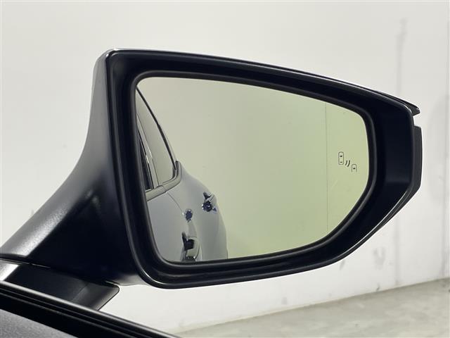 Lexus LBX 6
