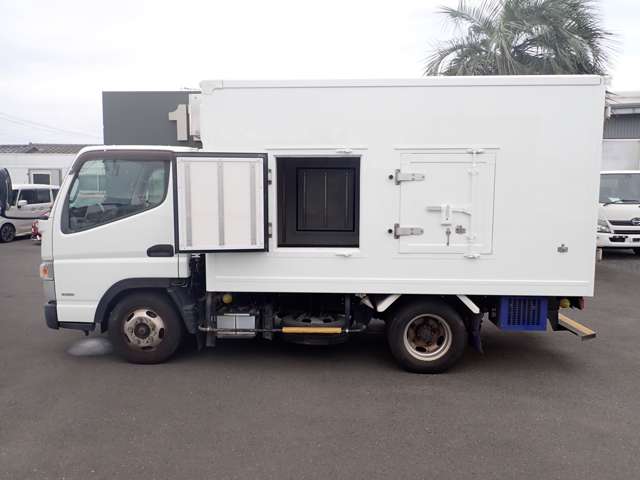 Mitsubishi Fuso Canter 12