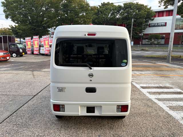 Nissan NV100 Clipper 8