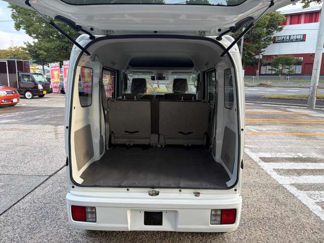 Nissan NV100 Clipper 9