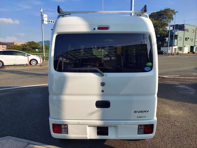 Suzuki Every 8