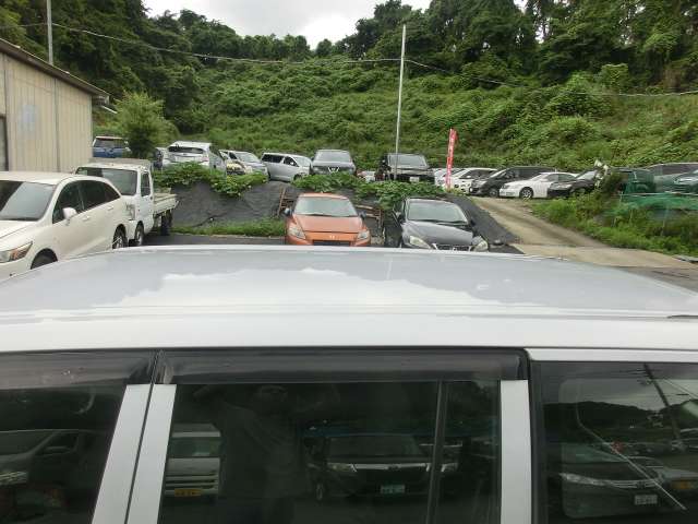 Mazda Familia Van 11