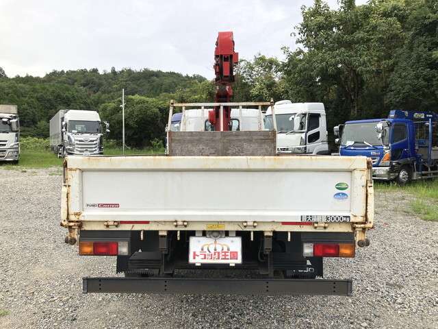 Mitsubishi Fuso Canter 11