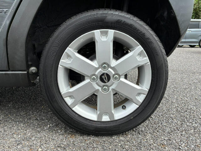 Daihatsu Taft 10