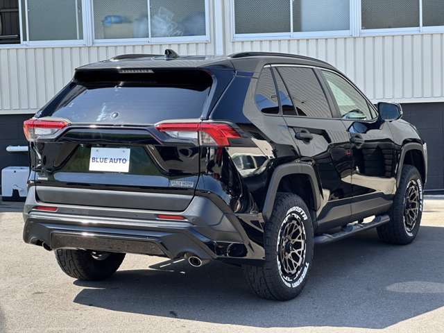 Toyota RAV4 8