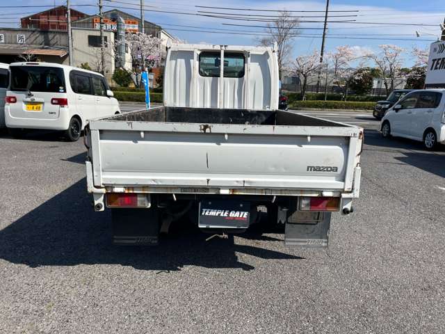 Mazda Titan Dash 7