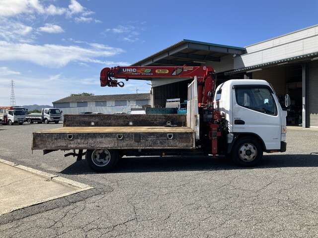 Mitsubishi Fuso Canter 7