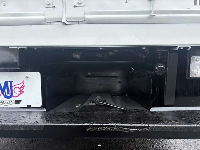 Mazda Bongo Truck 12