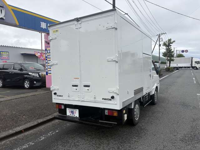 Mazda Bongo Truck 7