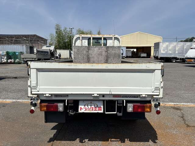 Hino Dutro 7