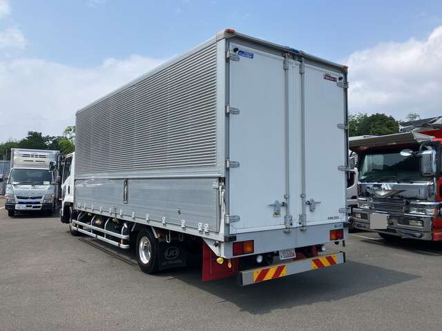 UD Trucks Condor 3