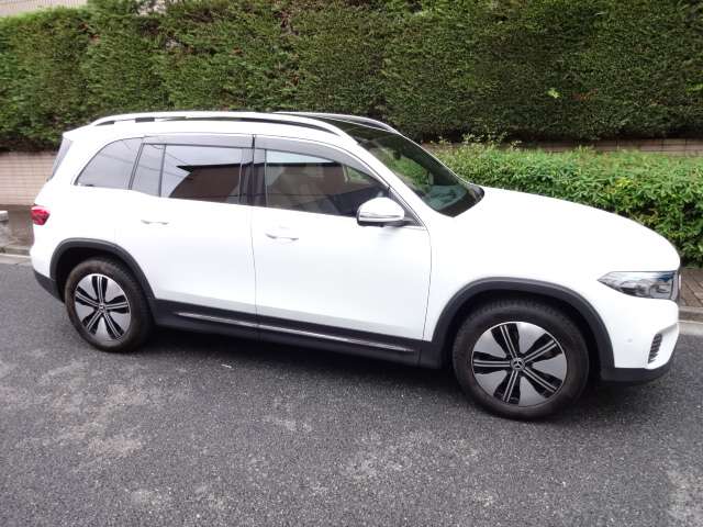 Mercedes-Benz EQB 6