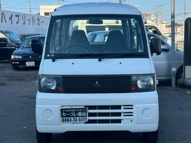 Mitsubishi Minicab Van 2