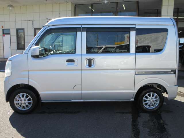 Nissan NV100 Clipper 9