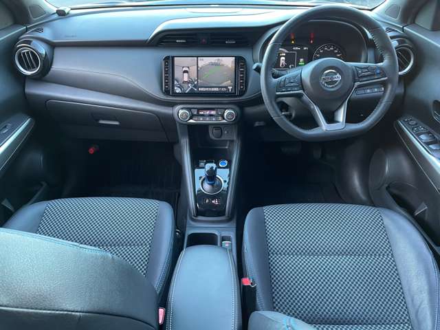 Nissan Kicks 4
