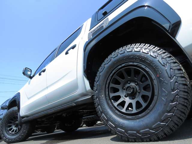 Mitsubishi Triton 12
