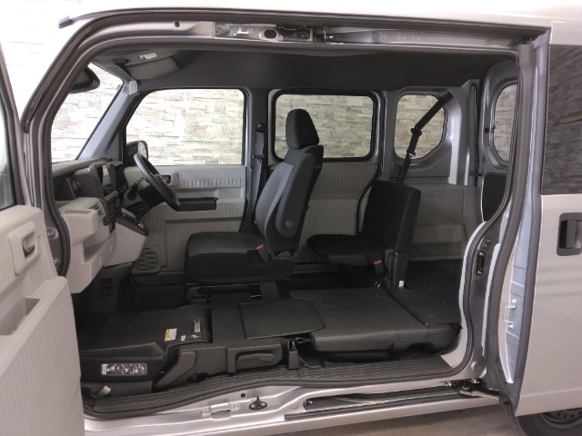 Honda N-VAN e: 12